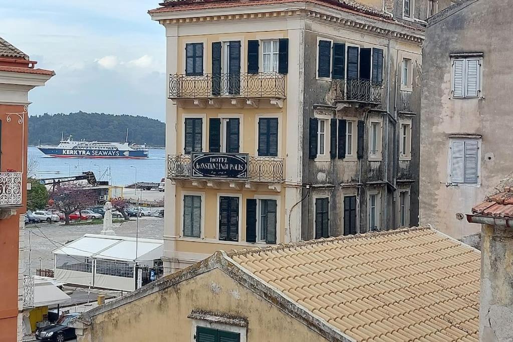 Old Port View Apartment, Διαμέρισμα Στο Κέντρο 2 Υπνοδωματίων Corfu  ภายนอก รูปภาพ