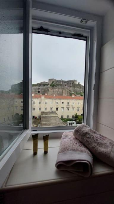 Old Port View Apartment, Διαμέρισμα Στο Κέντρο 2 Υπνοδωματίων Corfu  ภายนอก รูปภาพ