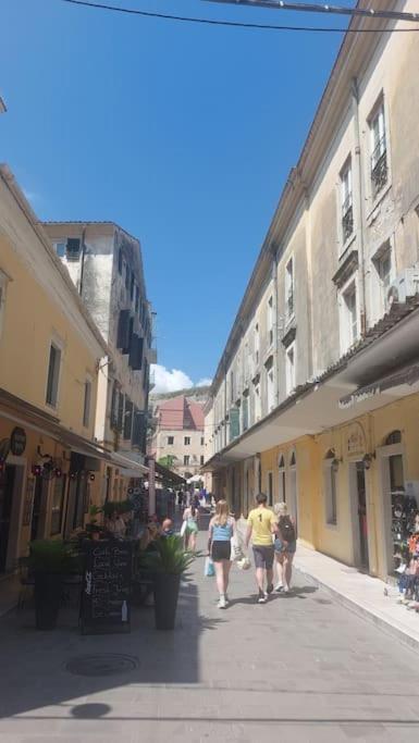 Old Port View Apartment, Διαμέρισμα Στο Κέντρο 2 Υπνοδωματίων Corfu  ภายนอก รูปภาพ