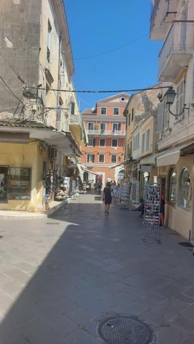 Old Port View Apartment, Διαμέρισμα Στο Κέντρο 2 Υπνοδωματίων Corfu  ภายนอก รูปภาพ