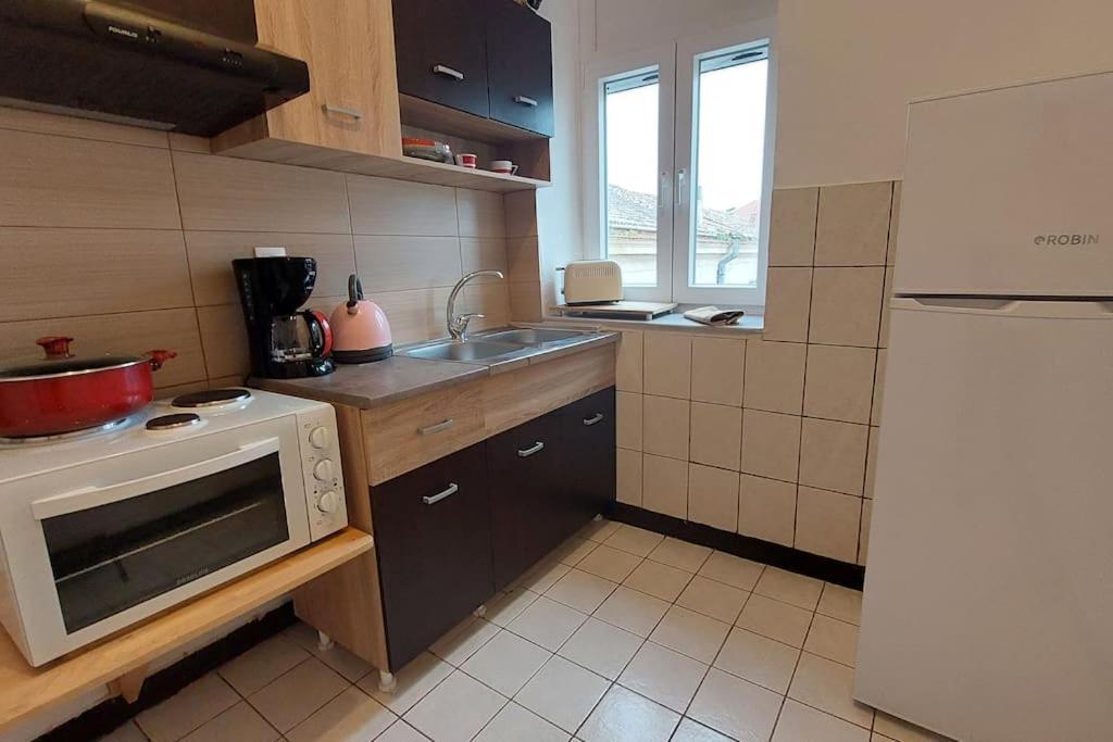 Old Port View Apartment, Διαμέρισμα Στο Κέντρο 2 Υπνοδωματίων Corfu  ภายนอก รูปภาพ